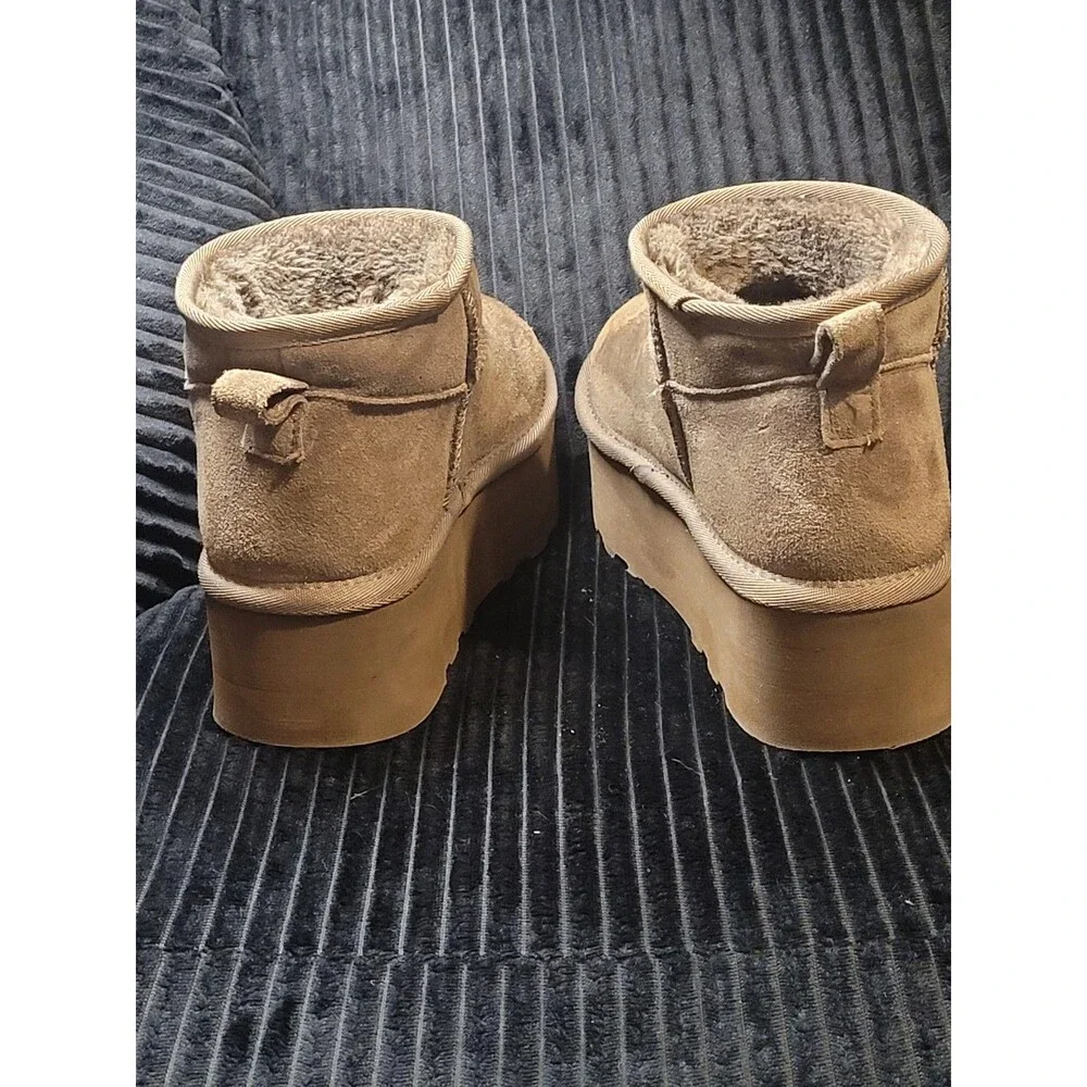 Cushionaire Women’s Suede Memory‑Foam Winter Boots – Tan size 8m